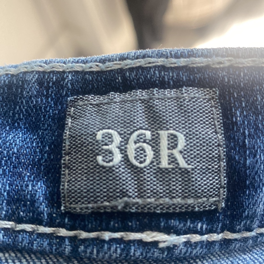 Jeans - Picture 8 of 8